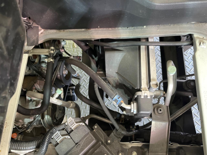 2015 Daihatsu Hiace Truck EBD-S500P (UW-69f0220c47a2d)[12]