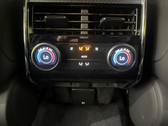 2025 Land Rover Range Rover Sport 7AA-L12449A (UW-69f0220da4c97)[23]