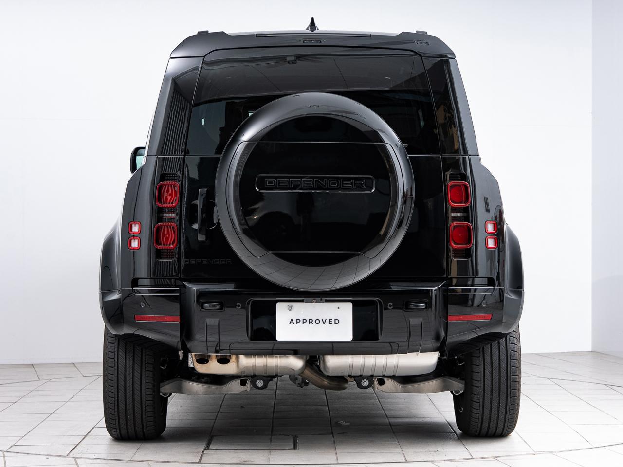 2025 Land Rover Defender 3CA-LE72WCB