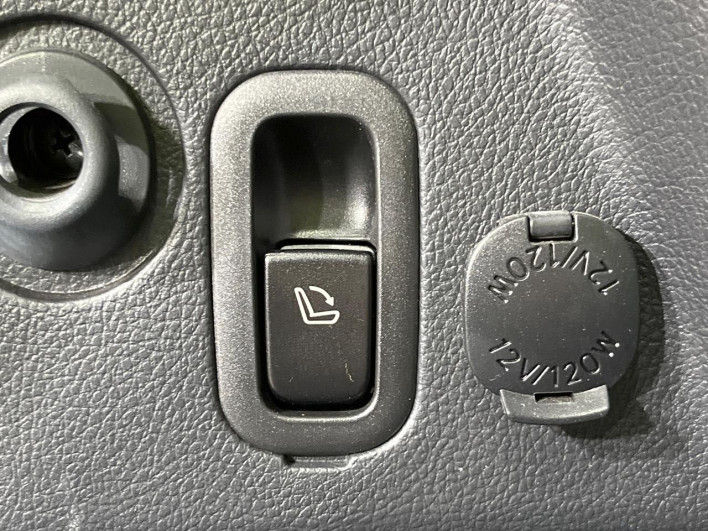 2017 Subaru Forester DBA-SJ5 (UW-69f0220f16597)[21]