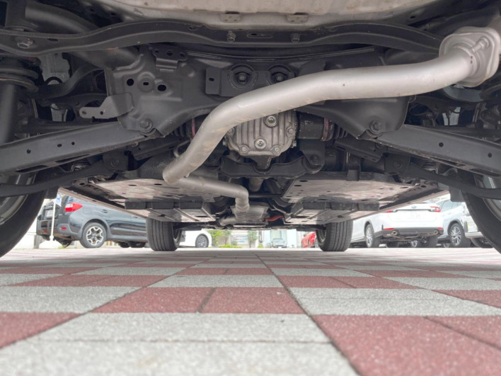 2019 Subaru Forester 5AA-SKE (UW-69f0220fc69af)[19]