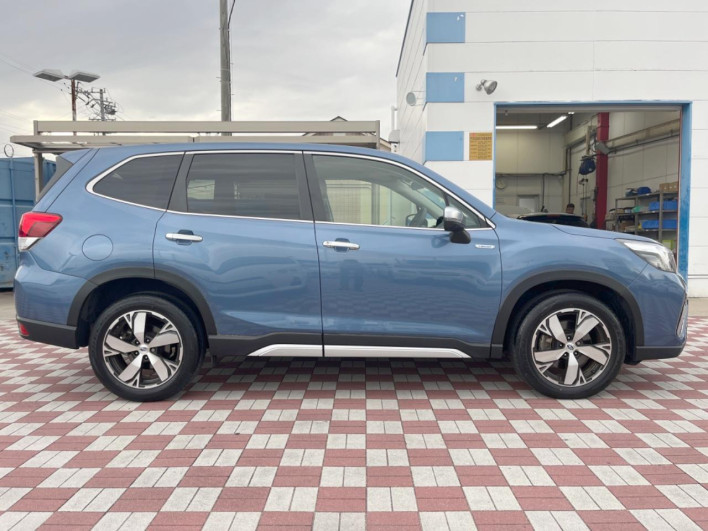 2019 Subaru Forester 5AA-SKE (UW-69f0220fc69af)[8]
