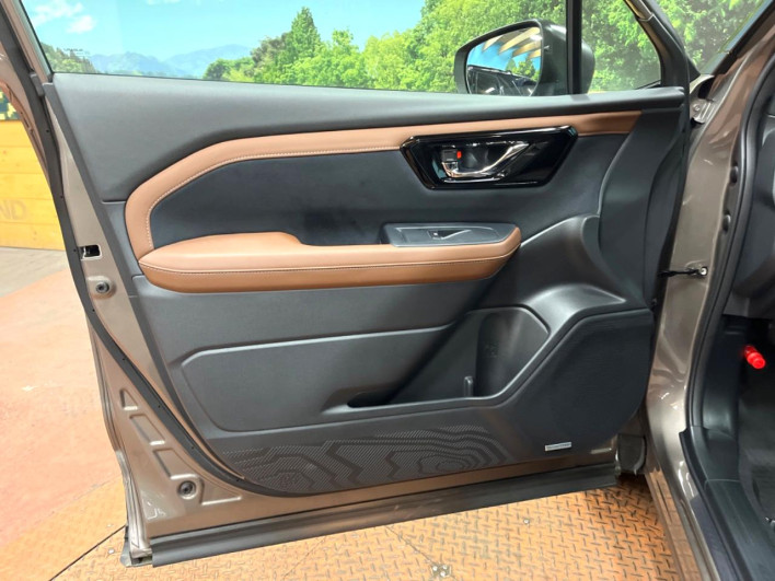 2025 Subaru Forester 5AA-SLG (UW-69f0221010bf9)[6]