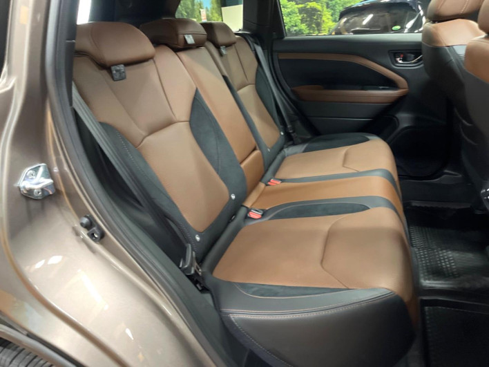 2025 Subaru Forester 5AA-SLG (UW-69f0221010bf9)[20]