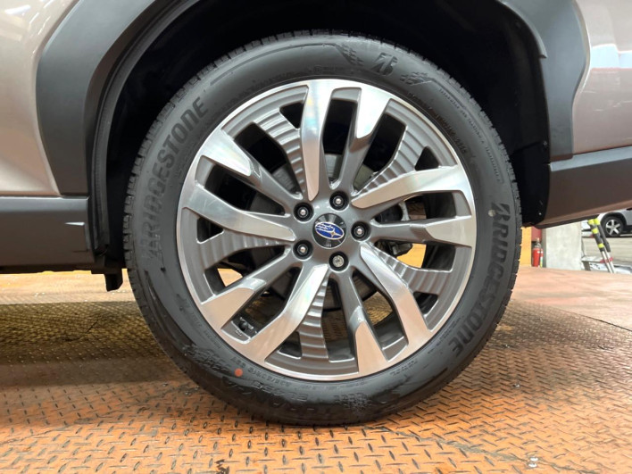 2025 Subaru Forester 5AA-SLG (UW-69f0221010bf9)[10]