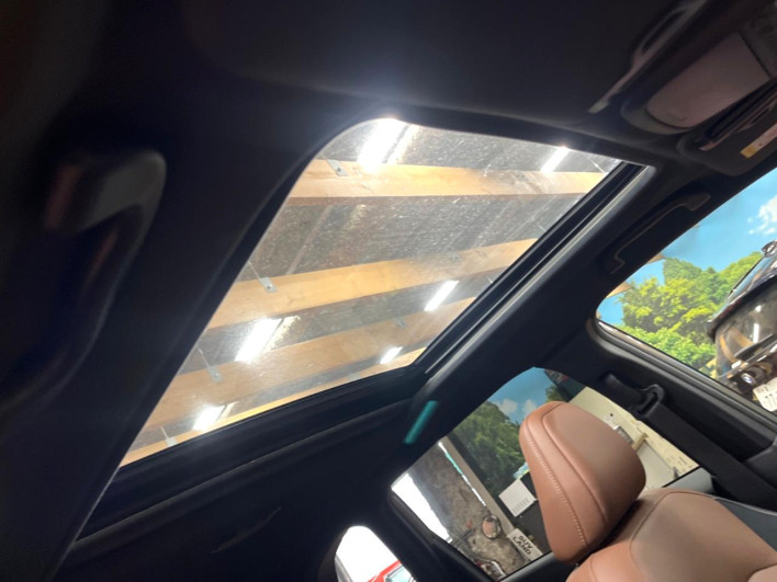 2025 Subaru Forester 5AA-SLG (UW-69f0221010bf9)[17]