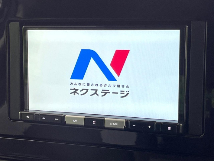 2022 Nissan Note 6AA-SNE13 (UW-69f0221153f08)[19]