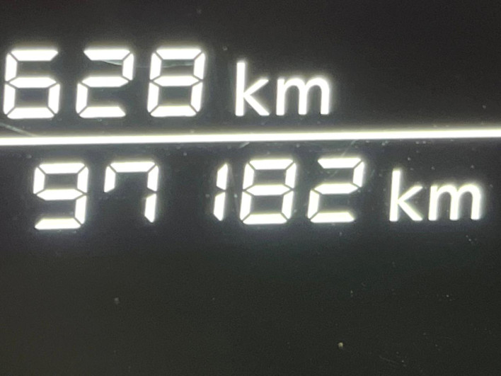 2022 Nissan Note 6AA-SNE13 (UW-69f0221153f08)[2]