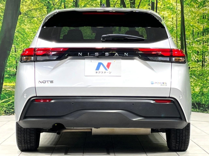 2022 Nissan Note 6AA-SNE13 (UW-69f0221153f08)[28]