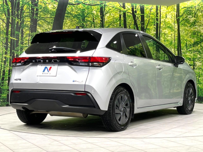 2022 Nissan Note 6AA-SNE13 (UW-69f0221153f08)[29]