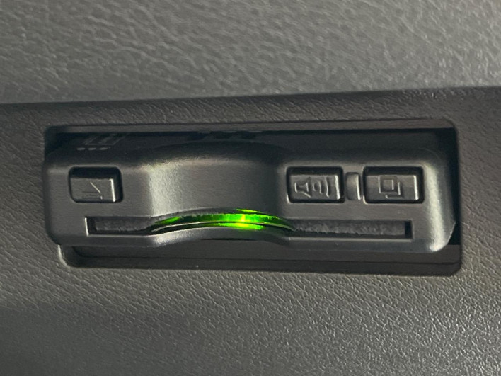 2023 Nissan Kicks 6AA-SNP15 (UW-69f02211d2c15)[29]