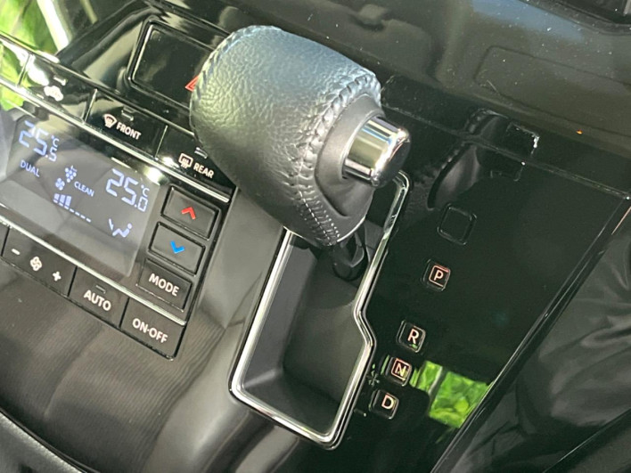 2021 Nissan Elgrand 5BA-TE52 (UW-69f02213caf0f)[11]