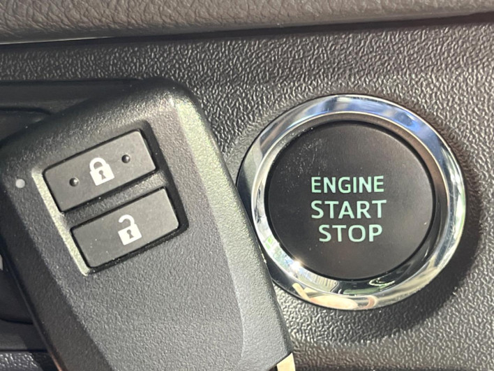 2019 Toyota Hiace Van CBF-TRH200V (UW-69f0221430e7c)[14]