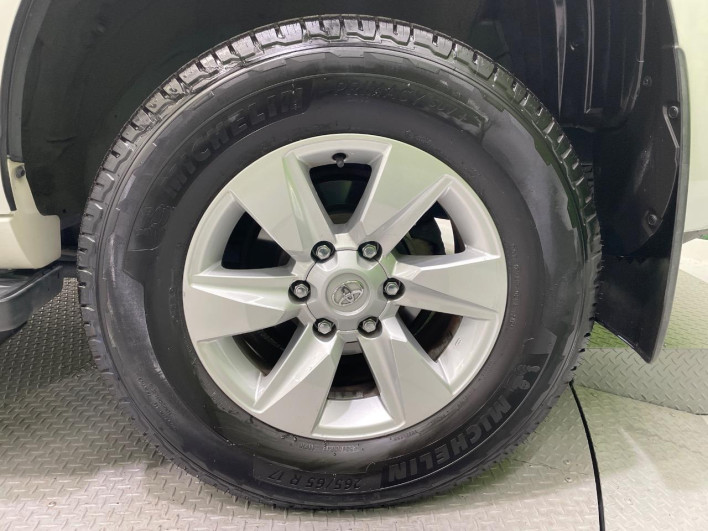 2022 Toyota Land Cruiser Prado 3BA-TRJ150W (UW-69f0221578485)[9]