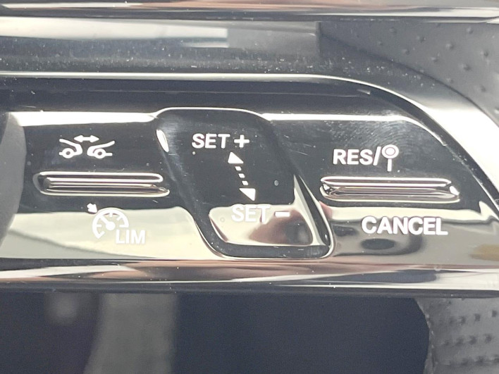 2024 Mercedes Benz GLC 3CA-254605 (UW-69f0221a2171d)[21]