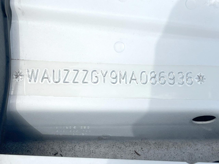 2021 Audi A3 3AA-GYDLA (UW-69f0221a9b1a2)[1]