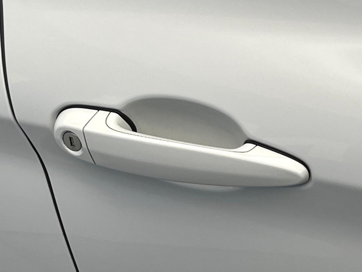 2015 BMW 3 Series DBA-3X20 (UW-69f0221c0b5d3)[9]