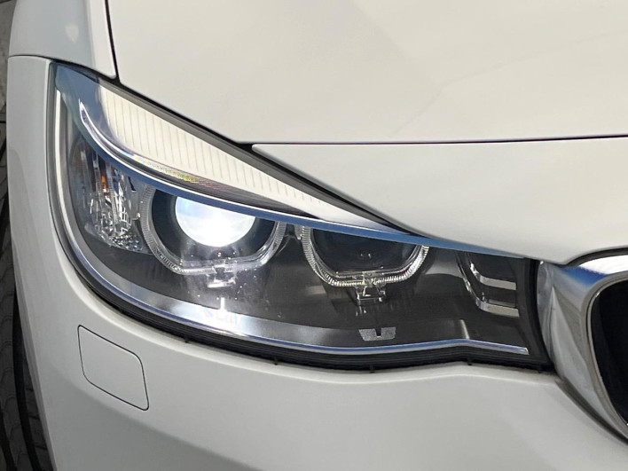 2015 BMW 3 Series DBA-3X20 (UW-69f0221c0b5d3)[6]