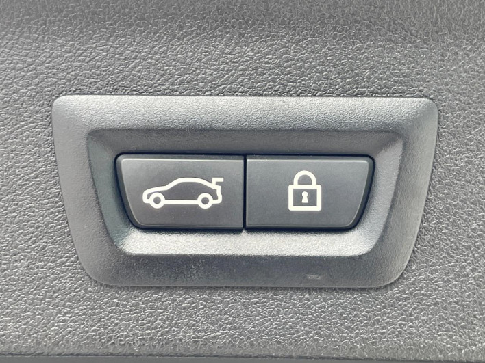 2019 BMW X3 LDA-TX20 (UW-69f0221e175a2)[17]