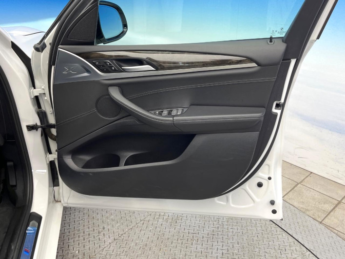 2019 BMW X3 LDA-TX20 (UW-69f0221e2e8e0)[25]