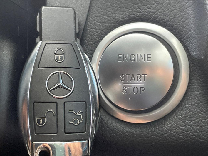 2018 Mercedes Benz C CLASS STATION WAGON RBA-205242 (UW-69f022206c040)[21]