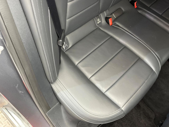 2019 Mercedes Benz E Class LDA-213004C (UW-69f0222163ff8)[22]