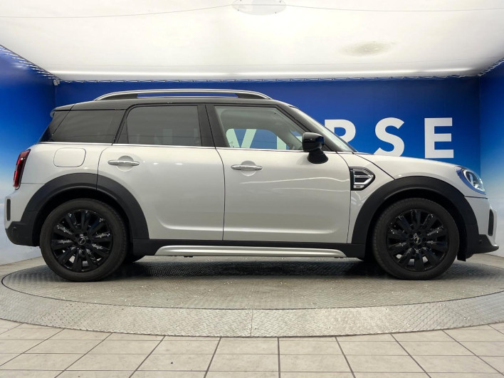 2021 Rover Mini 3DA-42BT20 (UW-69f022225b10f)[16]