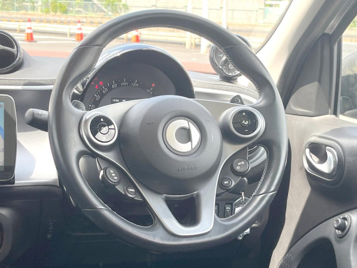 2018 Smart Smart ForFour ABA-453062 (UW-69f0222267521)[25]