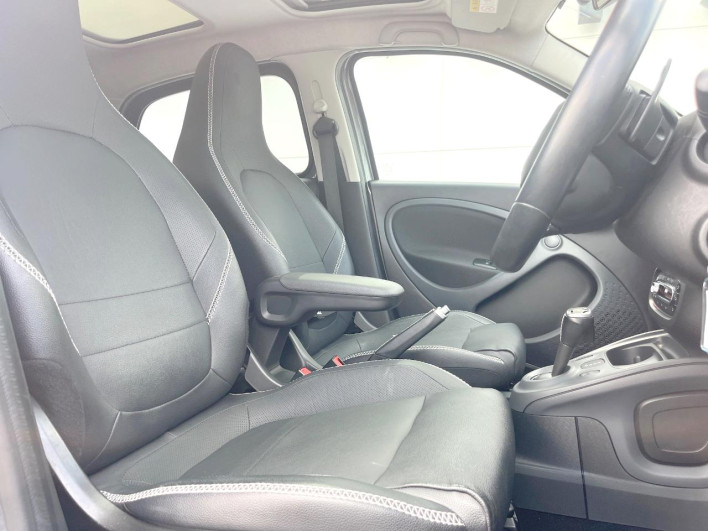 2018 Smart Smart ForFour ABA-453062 (UW-69f0222267521)[17]