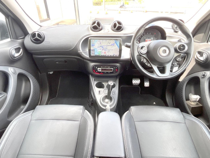 2018 Smart Smart ForFour ABA-453062 (UW-69f0222267521)[24]