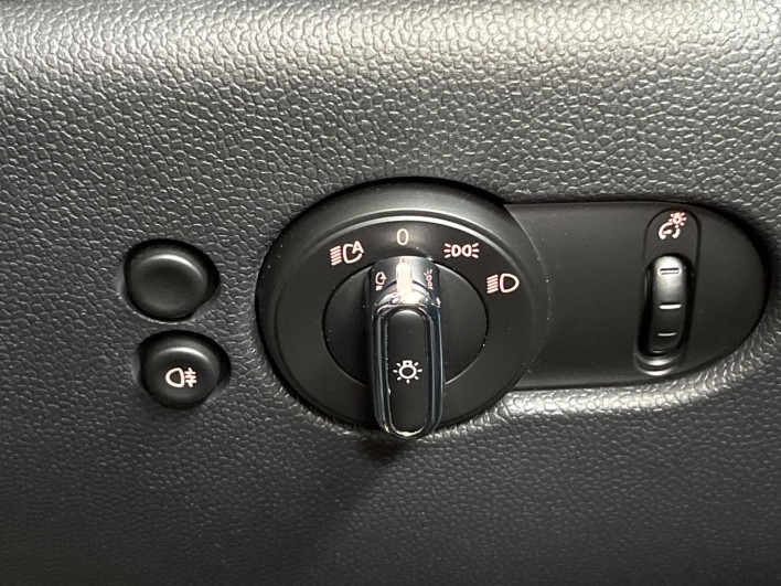 2018 Rover Mini CBA-XRJCW (UW-69f02222a4e14)[6]