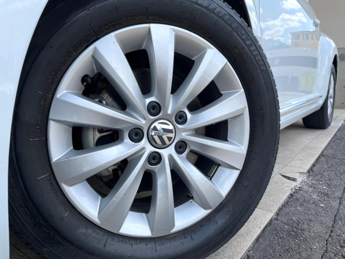 2017 Volkswagen The Beetle DBA-16CBZ (UW-69f022237db08)[5]