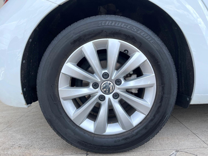 2017 Volkswagen The Beetle DBA-16CBZ (UW-69f022237db08)[26]