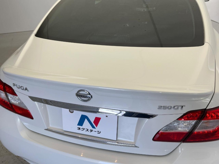 2013 Nissan Fuga DBA-Y51 (UW-69f0222409726)[23]