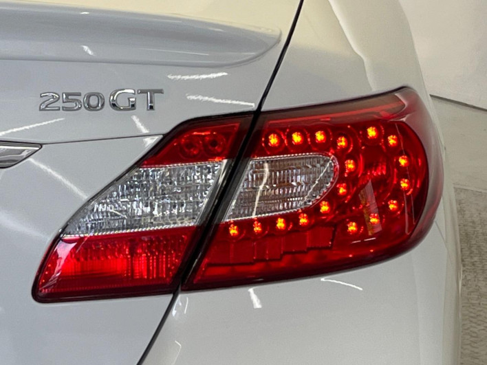 2013 Nissan Fuga DBA-Y51 (UW-69f0222409726)[21]