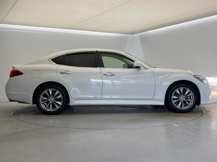 2013 Nissan Fuga DBA-Y51 (UW-69f0222409726)[15]