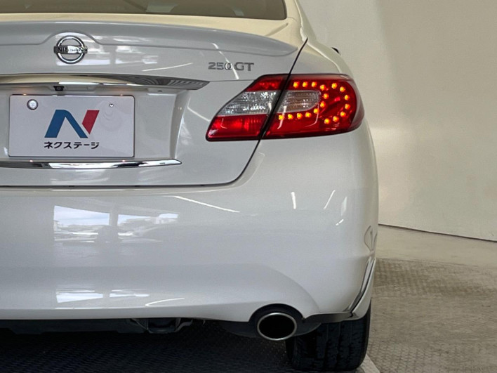 2013 Nissan Fuga DBA-Y51 (UW-69f0222409726)[19]