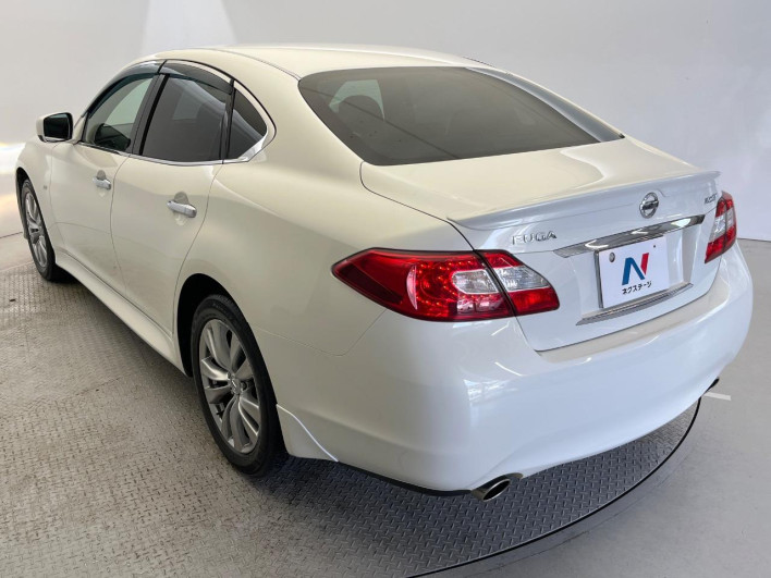 2013 Nissan Fuga DBA-Y51 (UW-69f0222409726)[28]