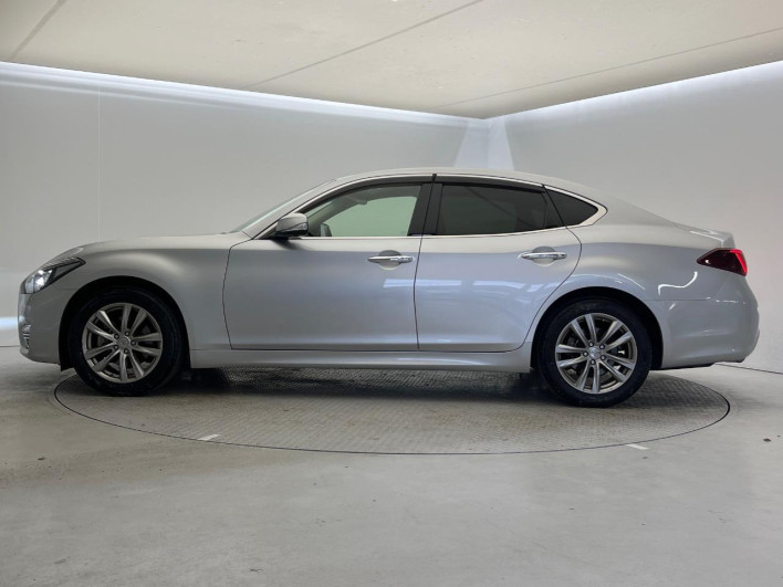 2017 Nissan Fuga DBA-Y51 (UW-69f022246b386)[29]