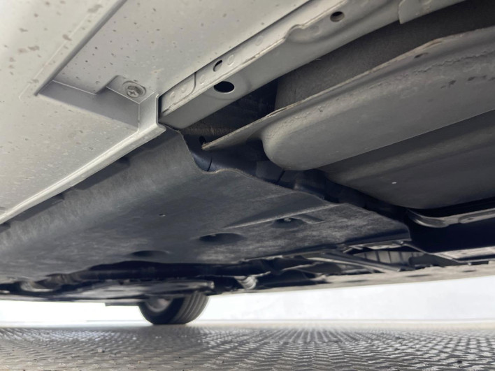 2017 Nissan Fuga DBA-Y51 (UW-69f022246b386)[28]