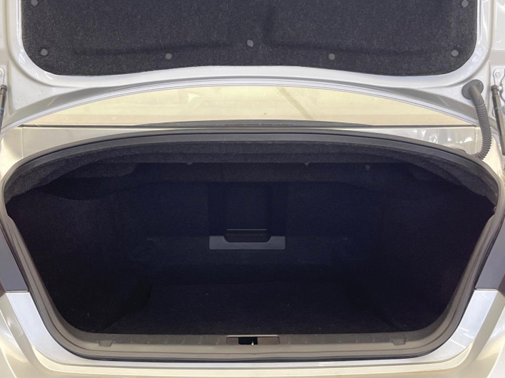 2017 Nissan Fuga DBA-Y51 (UW-69f022246b386)[24]