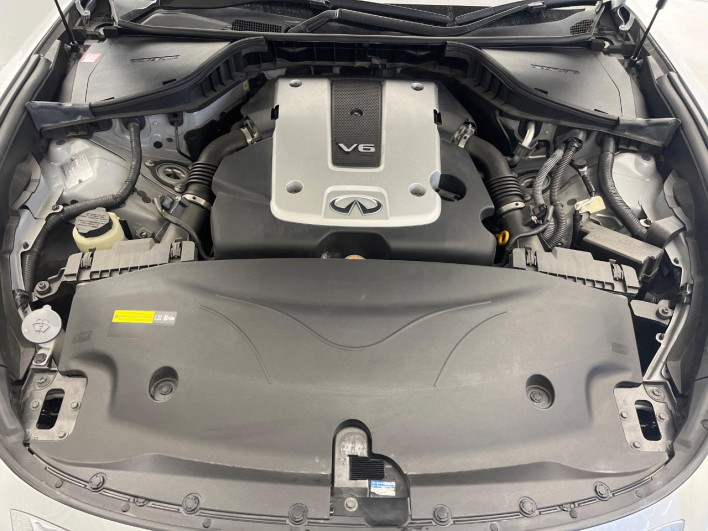 2017 Nissan Fuga DBA-Y51 (UW-69f022246b386)[4]