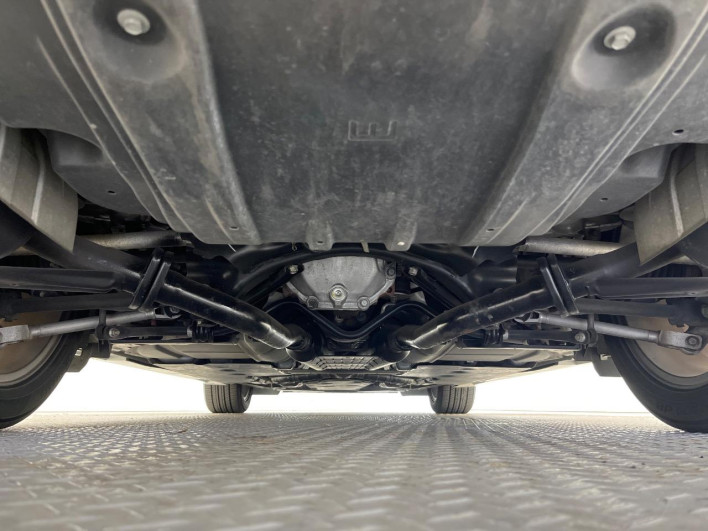 2017 Nissan Fuga DBA-Y51 (UW-69f022246b386)[25]