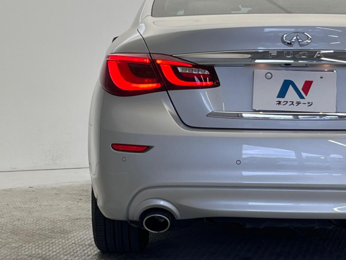 2017 Nissan Fuga DBA-Y51 (UW-69f022246b386)[18]