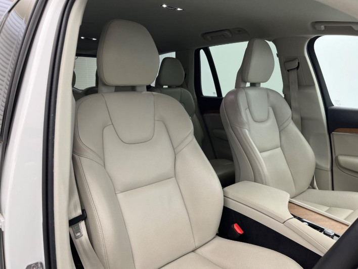 2021 Volvo XC90 5AA-LB420TXCM (UW-69f022259b1a1)[7]