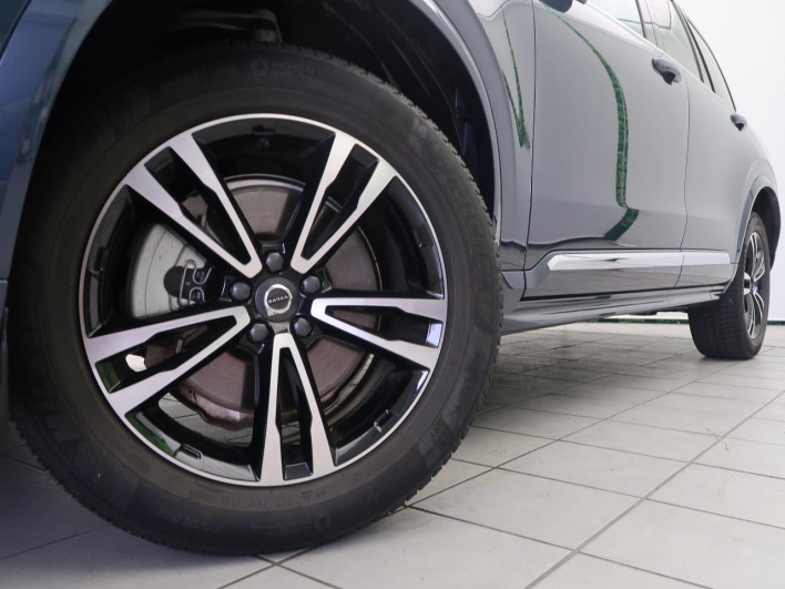 2025 Volvo XC90 5AA-LB420TXCM2 (UW-69f0222626022)[4]