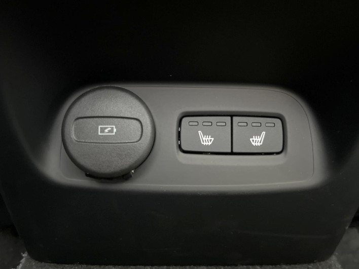 2023 Volvo XC40 5AA-XB420TXCM (UW-69f0222684509)[27]