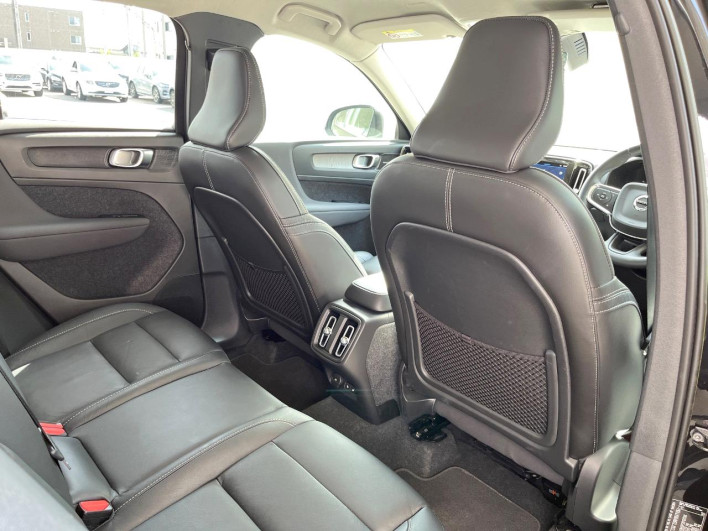 2023 Volvo XC40 5AA-XB420TXCM (UW-69f0222684509)[24]