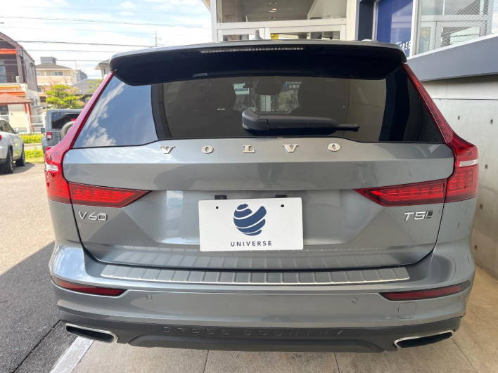 2019 Volvo V60 DBA-ZB420 (UW-69f022288931e)[12]