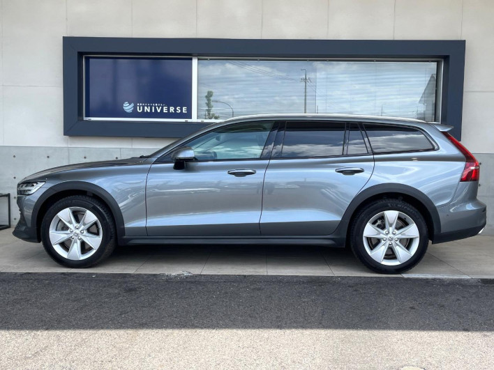 2019 Volvo V60 DBA-ZB420 (UW-69f022288931e)[10]